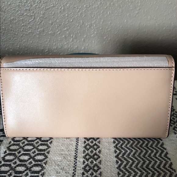 Michael Kors Mott Large Carryall Wallet - Picture 3 of 8